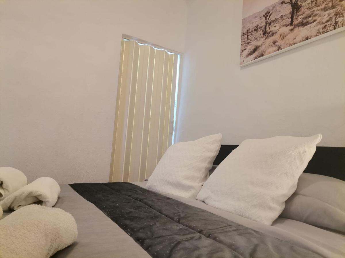 Evora Romana Alojamentos T2 Aqueduto Εξωτερικό φωτογραφία